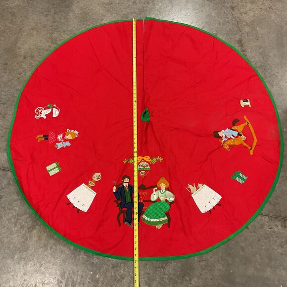 House Of Hatten Christmas Tree Skirt Red Appliqué Mom Dad Kids Toys VTG READ - Picture 6 of 16